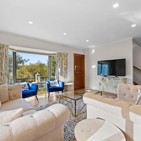 Not Usually Available - Lucky U! Auckland Extérieur photo