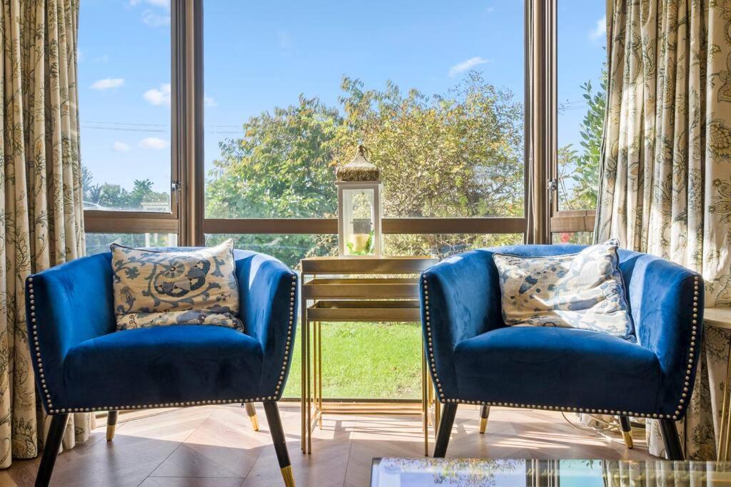 Not Usually Available - Lucky U! Auckland Extérieur photo